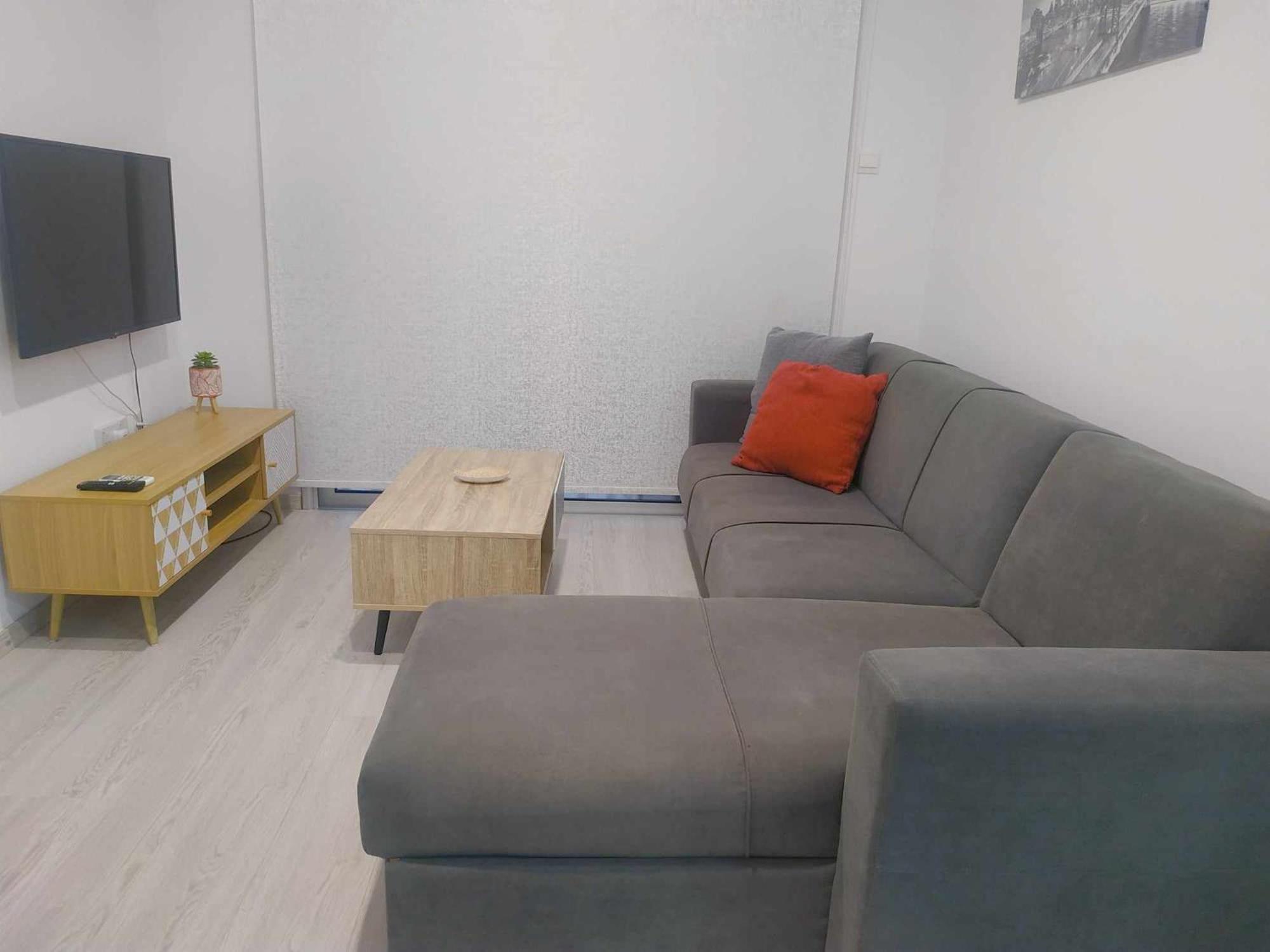 Charming Retreat Kato 400m To The Appartement