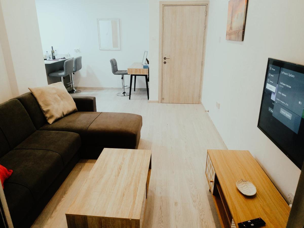 Charming Retreat Kato 400m To The Apartment